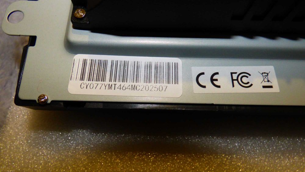 Нова магнітола 9 дюймів Android 15 4/64 GB з Європи + LED камера (VAG Golf 5, Passat B6/B7)