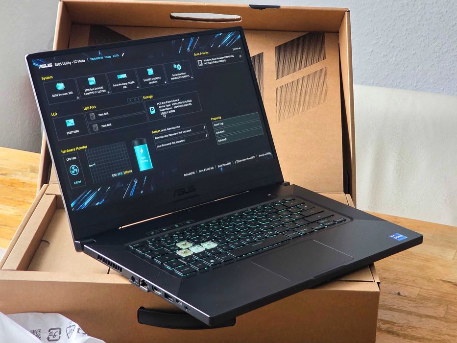 ASUS TUF Dash F15, 15,6 Full HD, i7-11, 16/512 Gb. RTX 3070