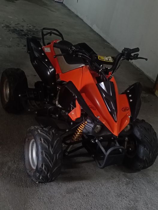 Moto 4 para jovens 110