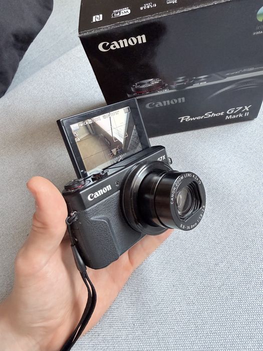 Canon G7 X Mark II