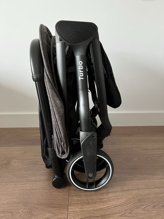 Wózek spacerowy Carrello Turbo