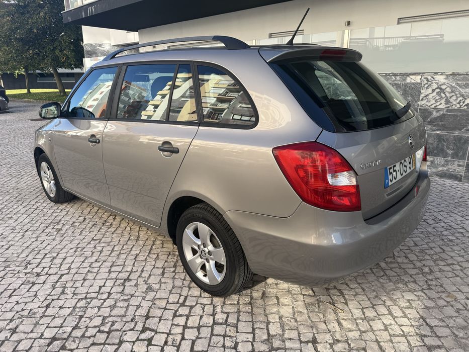 Skoda Fabia Break 1.2 TDi Ambition Nacional — photo 4