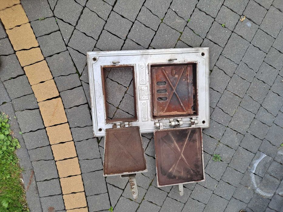Drzwiczki od pieca kaflowego