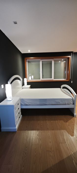 Cama Casal Madeira maciça branca