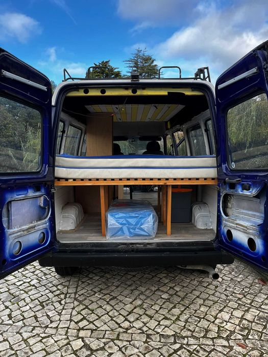 Ford Transit - Especial Dormitório (Campervan)