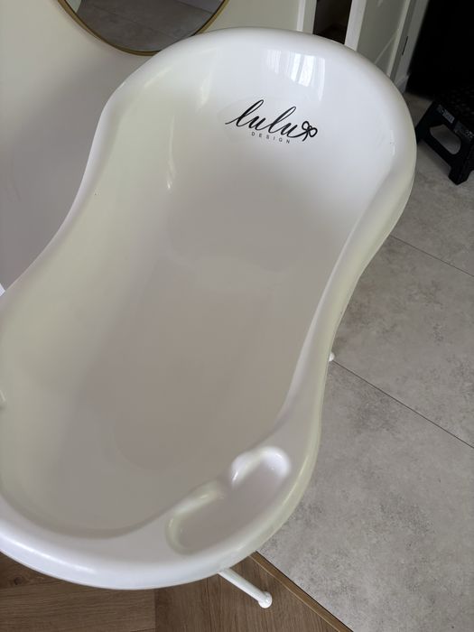 Wanienka LuLu ze stelazem