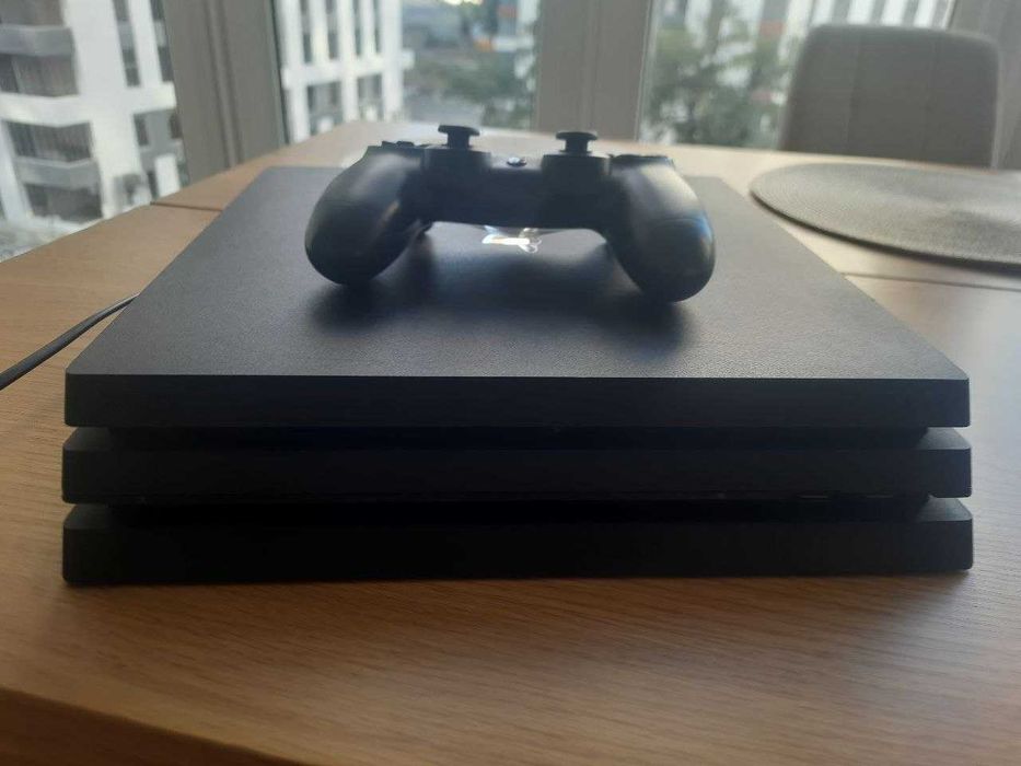 ps4 pro з джостиком