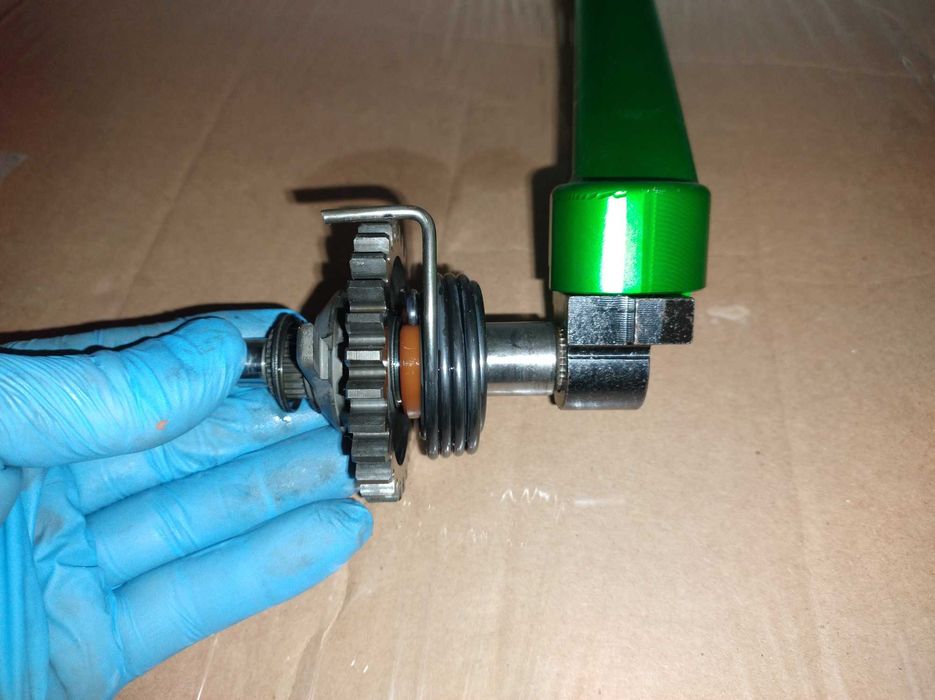 Kawasaki kx 250 wałek kopki kopka anoda zielona