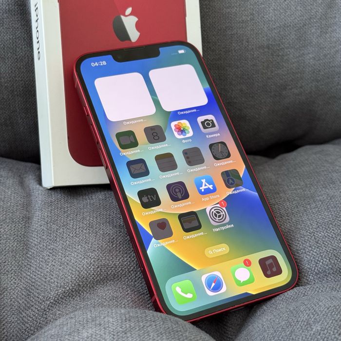 Apple iphone 13 Red 256 гб Идеал