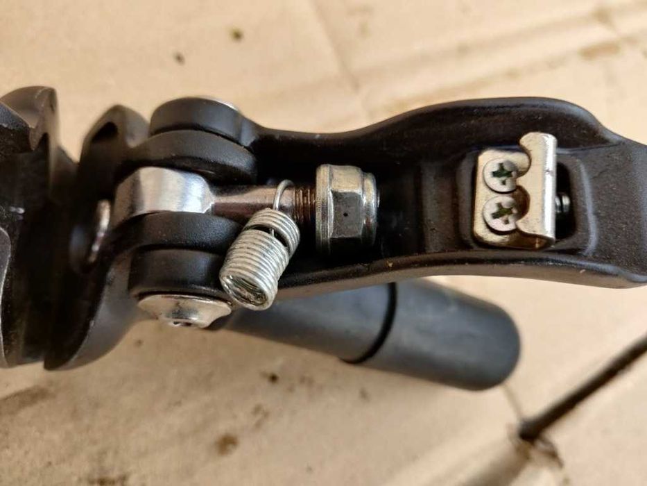 hl - mostek / sztyca składaka, spręzynka do wymian