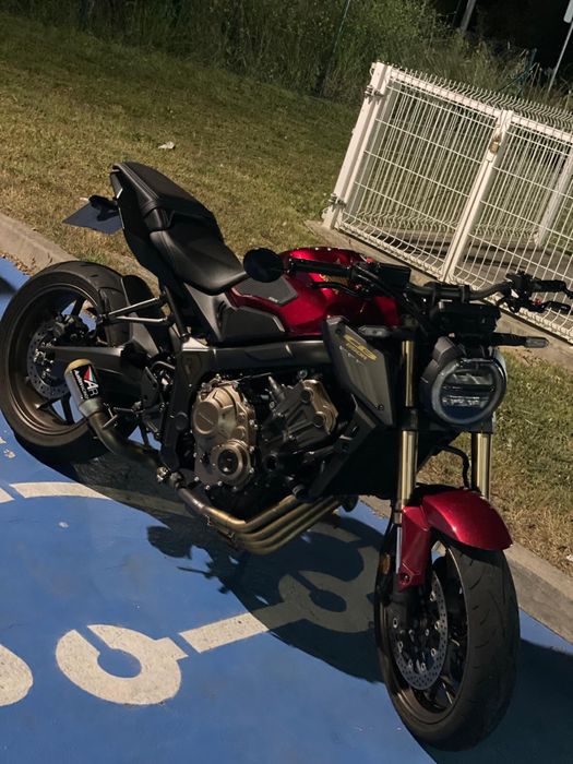 Mota Honda CB 650 R muito estimada!!