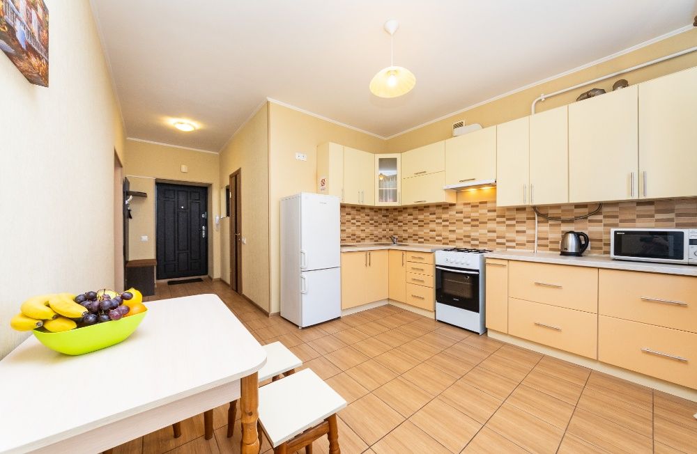 Посуточно! Двушка рядом с Центральным парком в престижном ЖК!