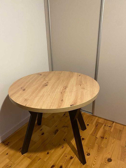 Stół okrągły rozkładany