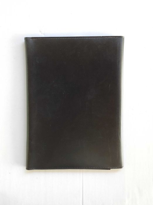 Pasta mão documentos Control Data pele preta