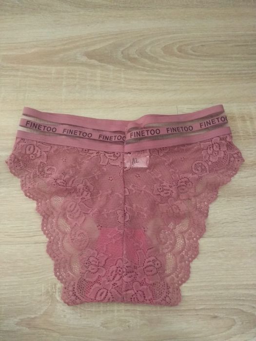 XS/S Finetoo majteczki koronkowe