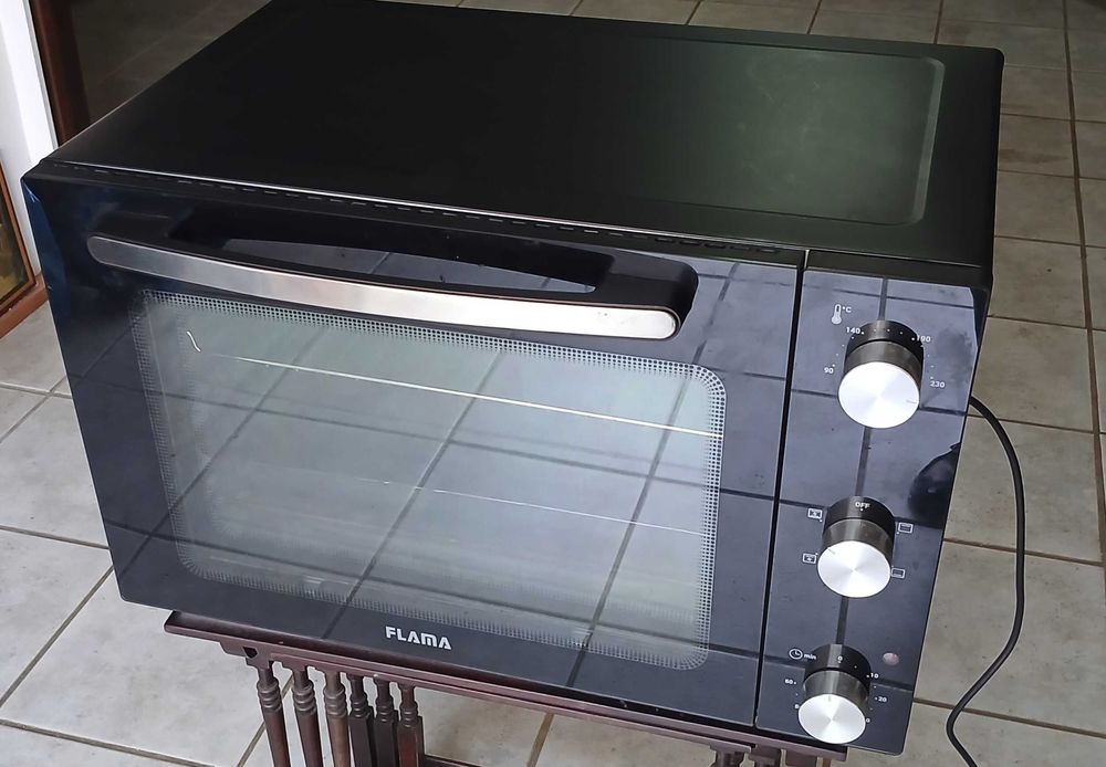 Mini forno FLAMA 1547 FL