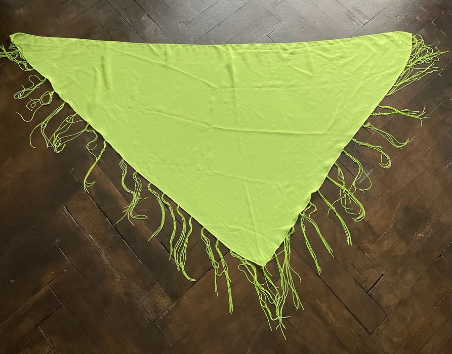 Chustko-apaszka z frędzlami