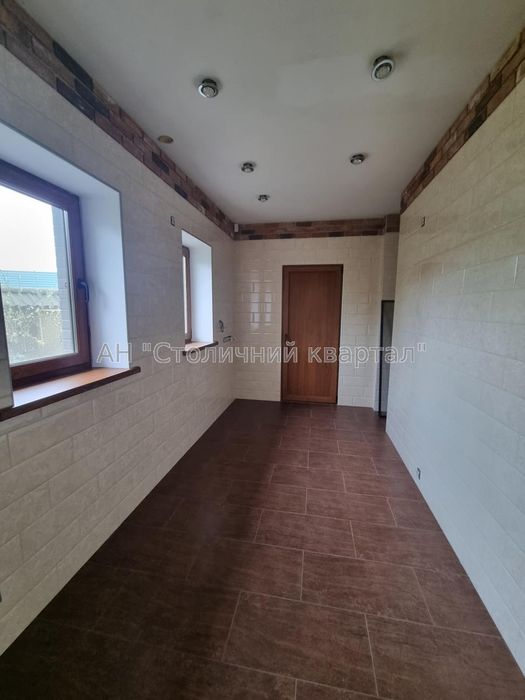 Продаж заміського житлового комплексу VIP-класу в с.Бобриця.