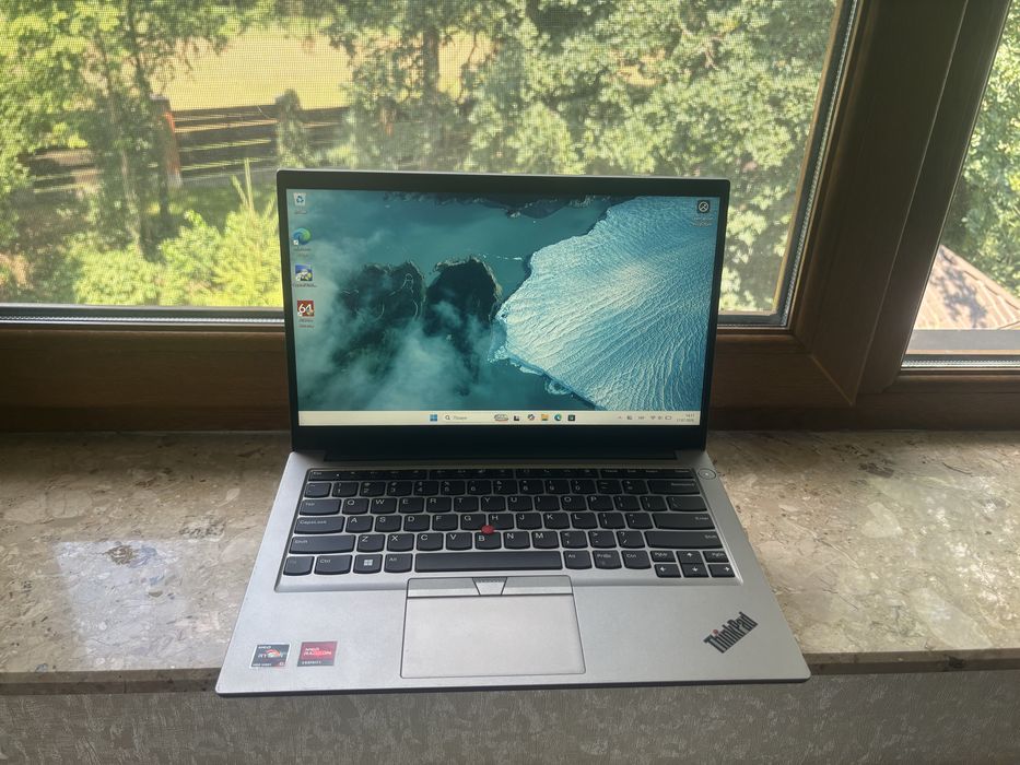 Ноутбук Lenovo Thinkpad E14 Gen4 Ryzen 5 5625u 8g RAM 256g M2 14” FHD