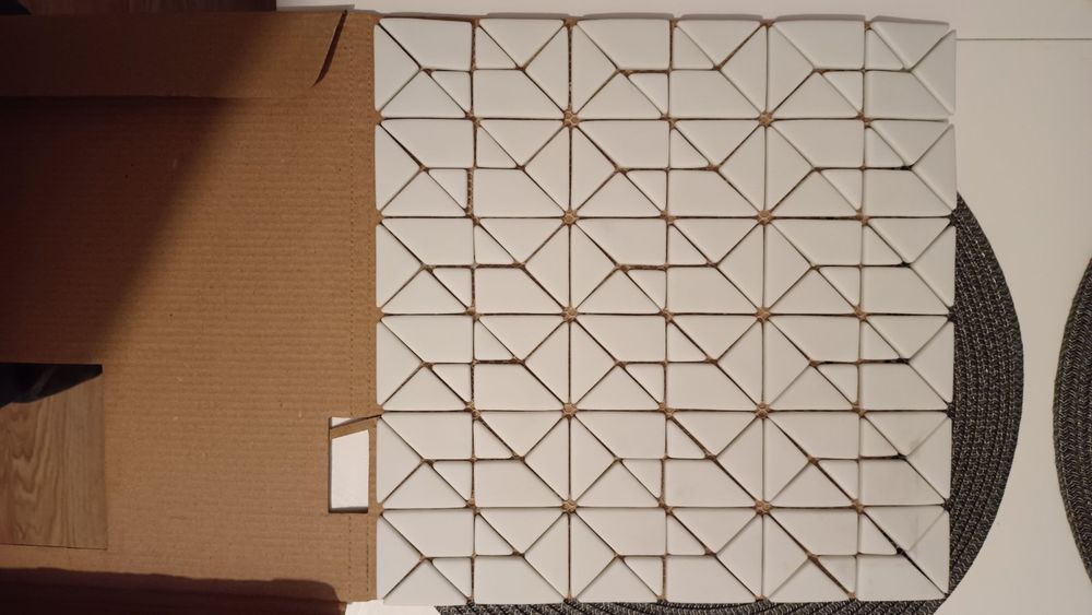 Dekor 30x30. . . .   . .
