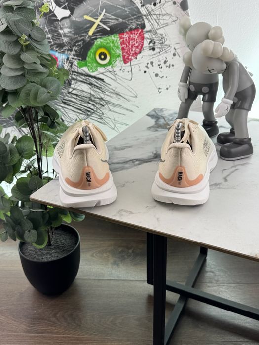 Кросівки Hoka Mach 6 42.5 розмір Е16022