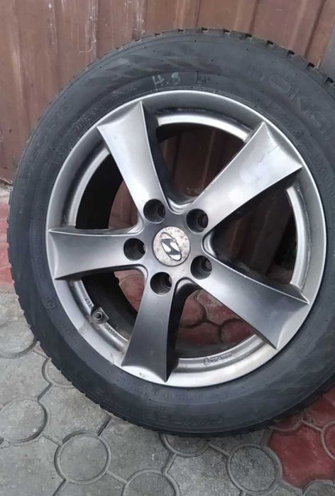 Диски взборі на фото Hyundai ionig 5*114.3 по Україні неїздили зарядка