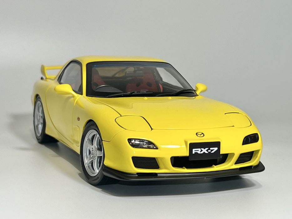 Mazda RX-7 Polar Master 1/18