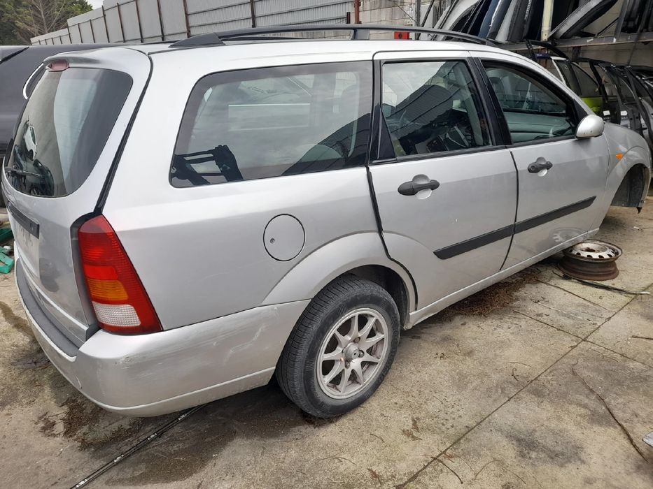 Para peças FORD Focus I Carrinha (DNW)