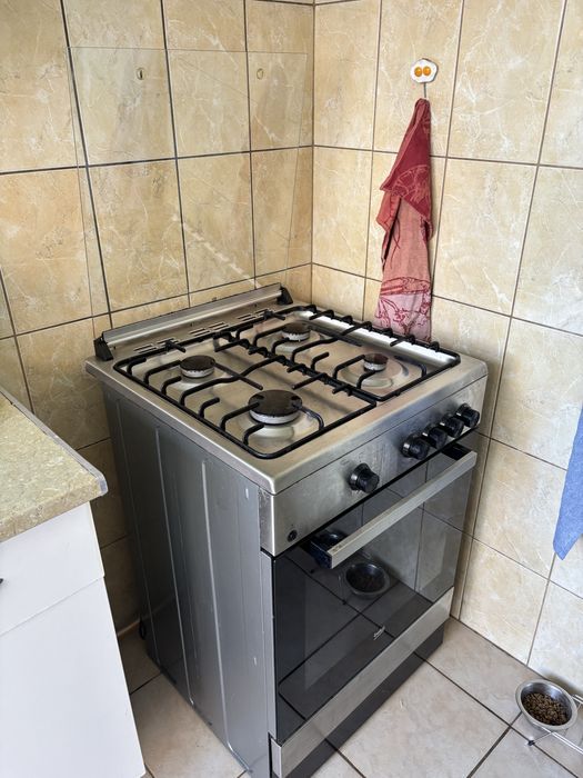 Forno e fogão a gás de botija BEKO