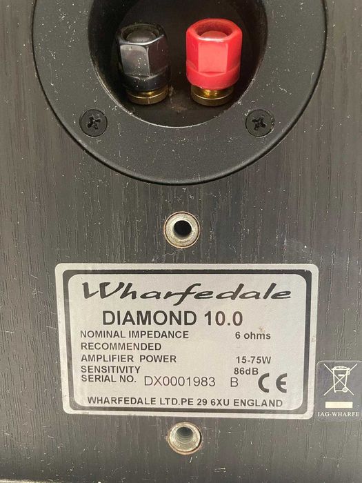 Amplificador Stereo Pioneer com Colunas Wharfedale Diamond 10.0