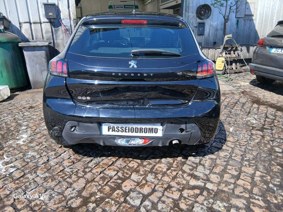 Peugeot 208 1.2 PureTech Gasolina