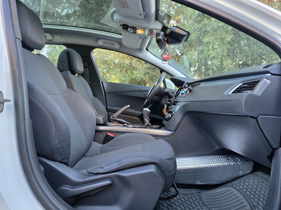 Peugeot 508 SW 1.6 e-HDI Allure Full Extras Caixa Automática Tecto Panorâmico RESERVADA
