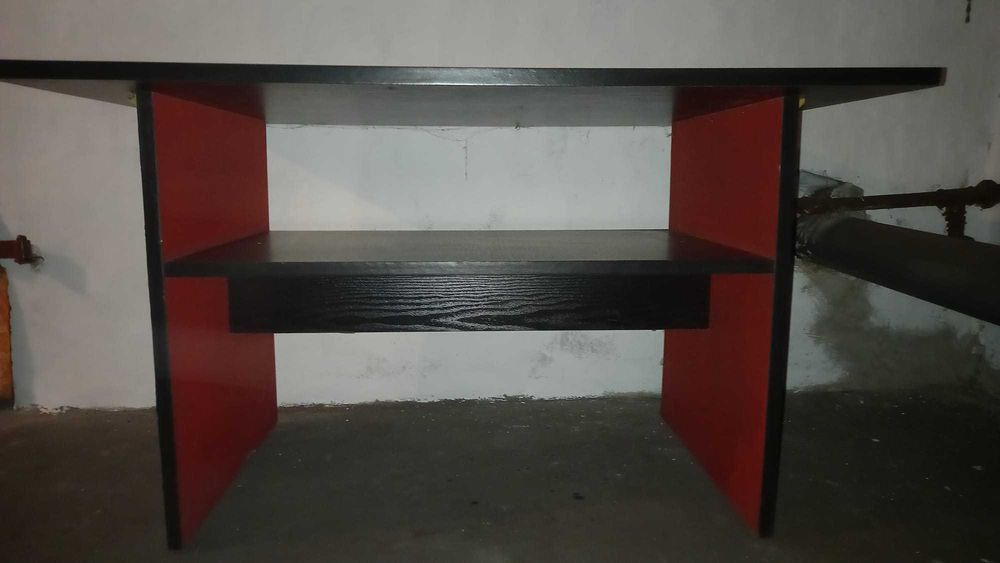 Biurko stolik czarne niskie