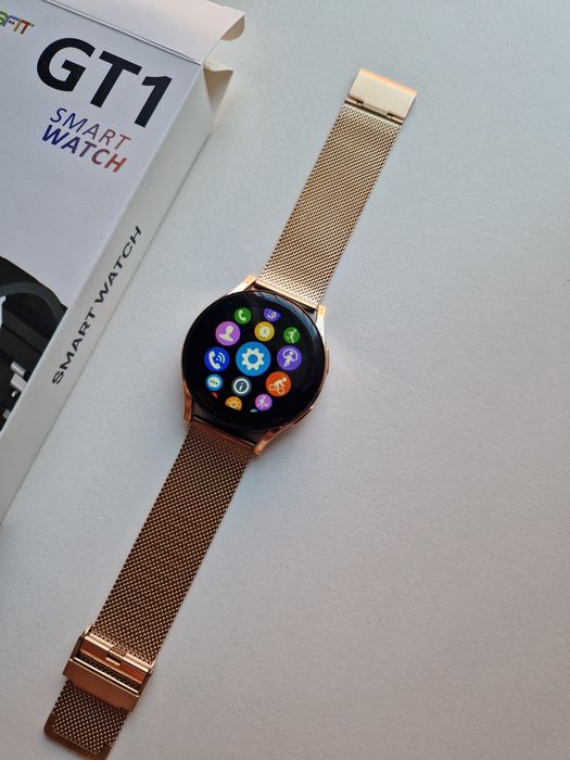 Smartwatch zloty komplet