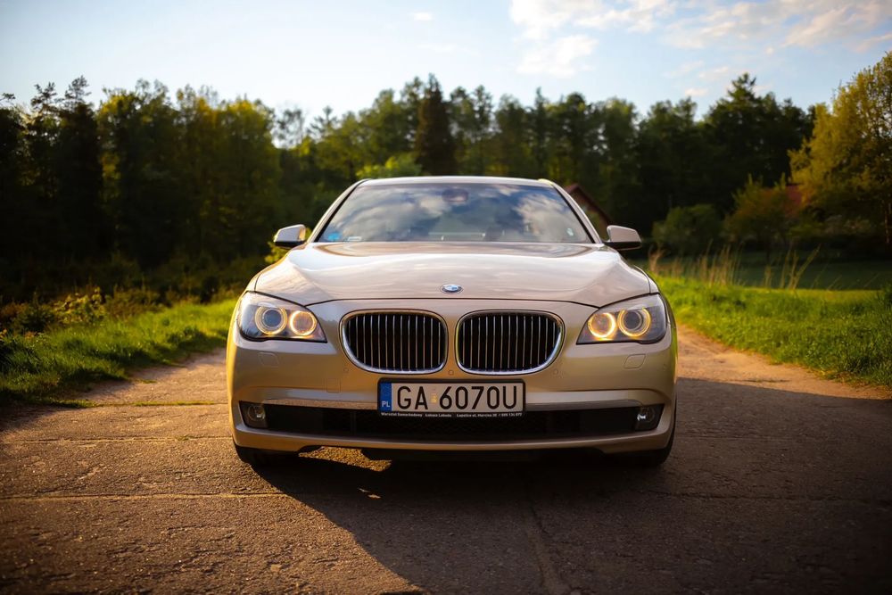 BMW Seria 7 BMW 7 xdrive limuzyna wersja Individual