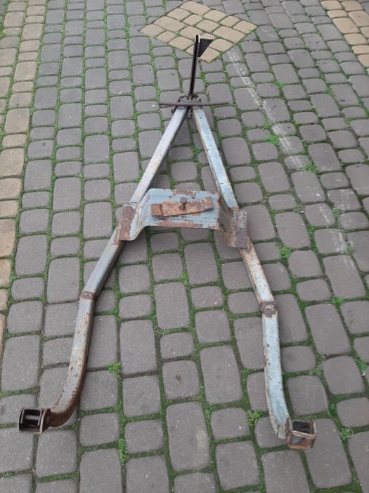 Zbiornik powietrza d-47 d-35 wieszak mocowanie