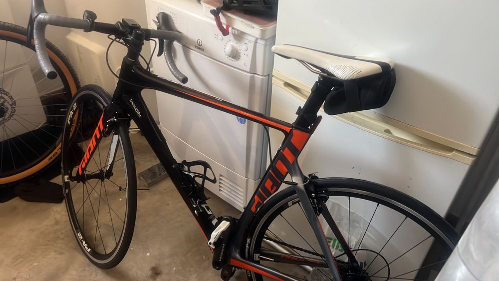 Bicicleta de estrada carbono