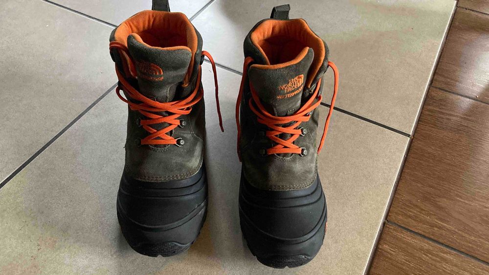 Doskonałe śniegowce North Face r. 39