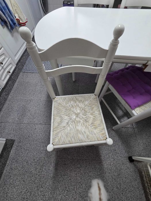 Mesa cozinha com 4 cadeiras