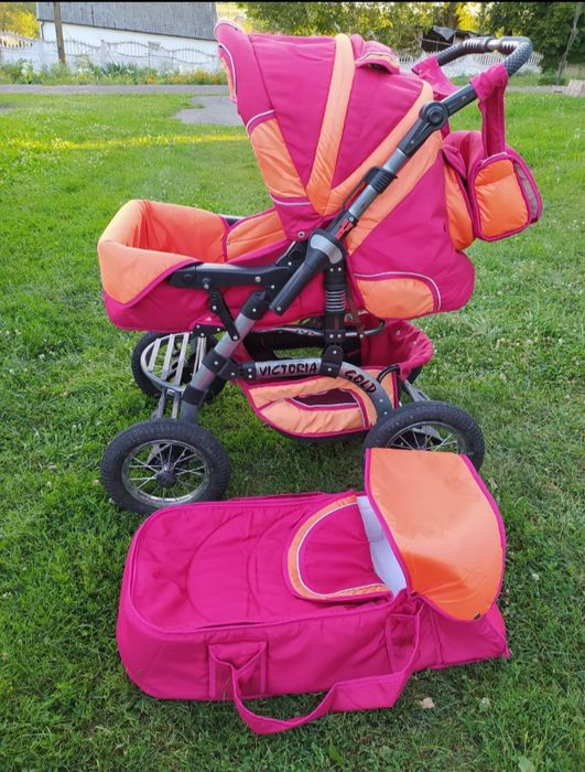 Терміново продам коляску! Ціна договірна!