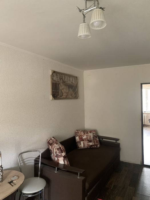 Продаем 2 комнатную квартиру Терновской район, 17 квартал