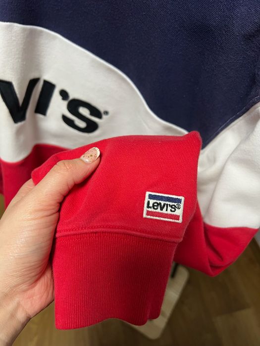 Bluza z kapturem damska Levi's ® TOP model