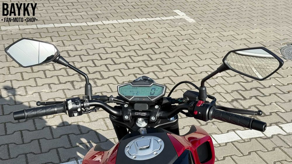CFMOTO 250NK lite (version EFI, ABS)