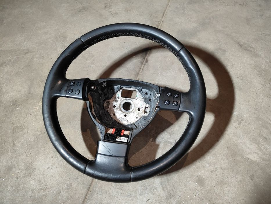 Passat B6 kierownica multifunkcja i inne
