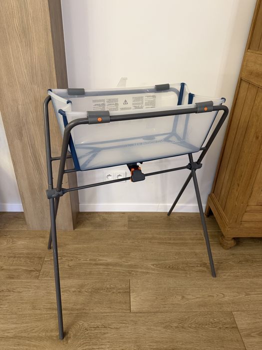 Wanienka ze stelażem Stokke Flexi