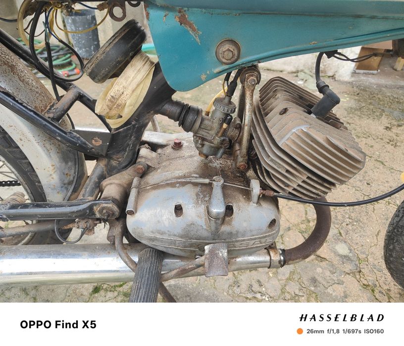 Mota Clássica Casal K182s 50cc de 1978 - Perfeita para Restauro