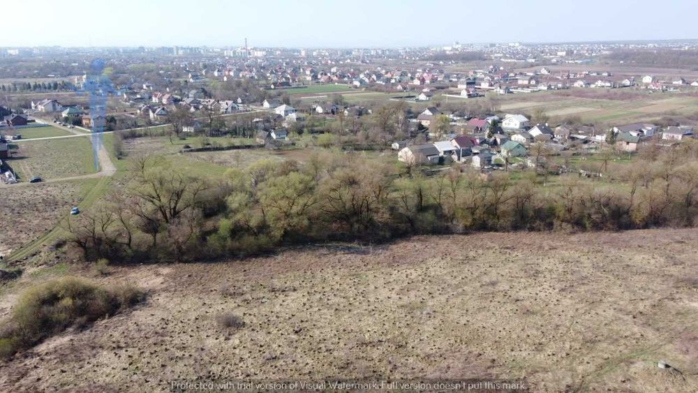 Продається ділянка 35 сотих під забудову. Клузів. Пасічна. Місто. Електроенергія 30 кВт .Газ Каналізація