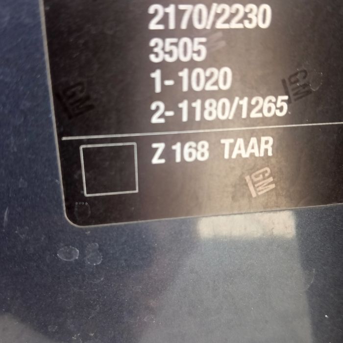 Klapa elektryczna Insignia a z 168
