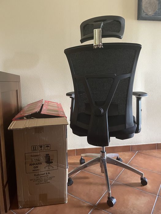 Cadeira ergonómica de escritório