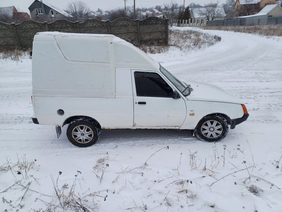 Заз таврия, на полном ходу газ/бензин пикап